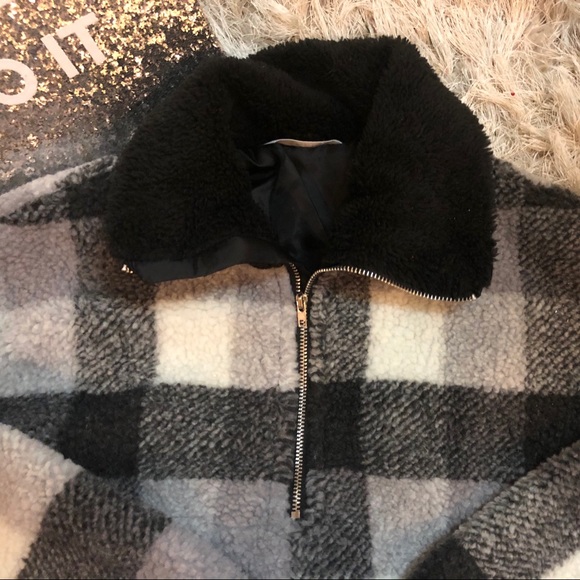 NEW Plaid Pullover - Picture 2 of 7